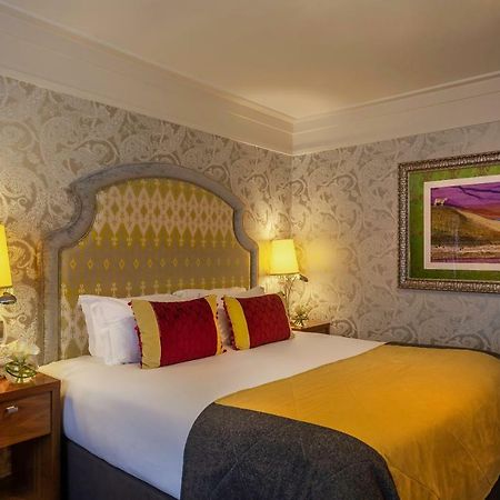 Clontarf Castle Hotel ดับลิน ภายนอก รูปภาพ