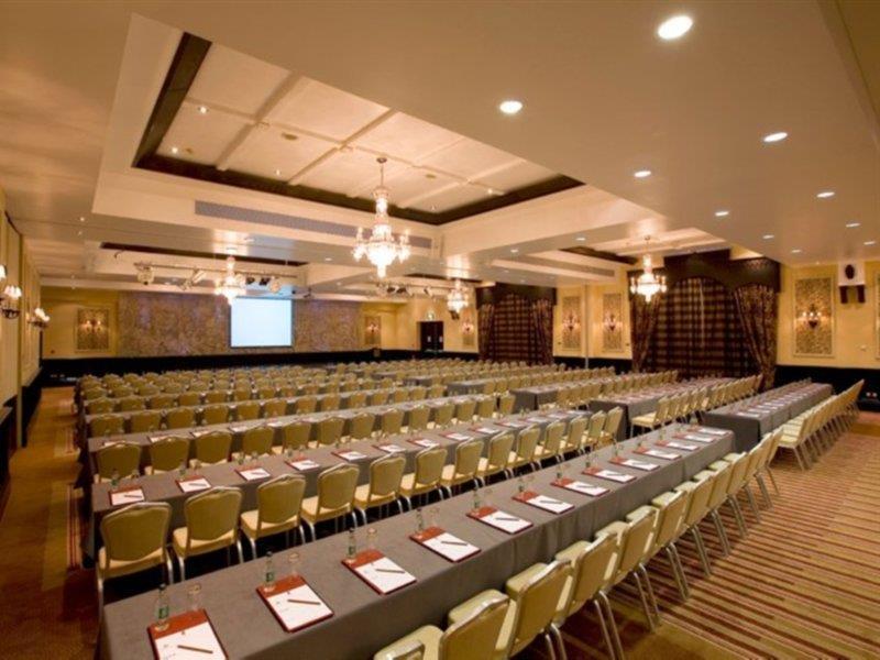 Clontarf Castle Hotel ดับลิน ภายนอก รูปภาพ