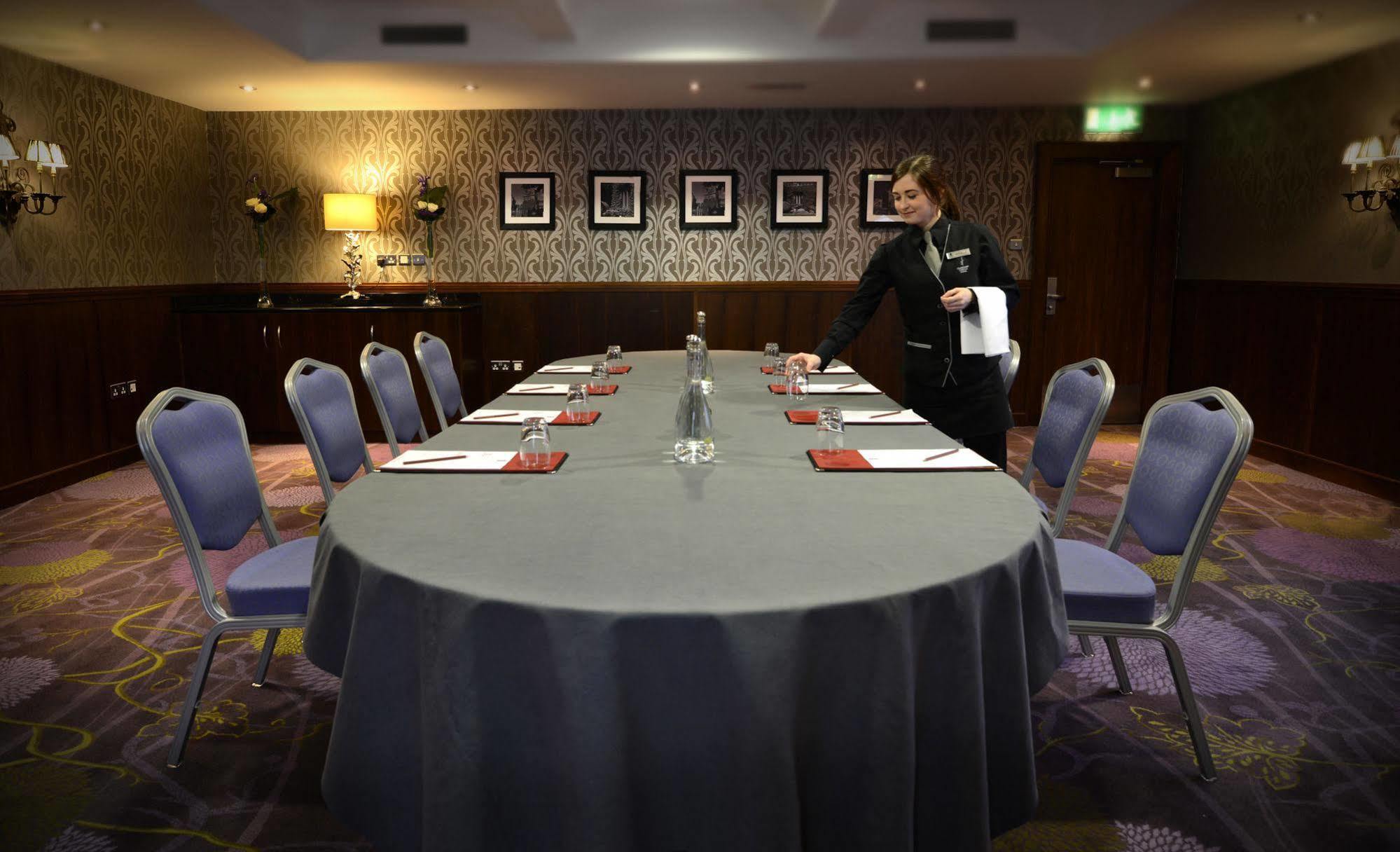Clontarf Castle Hotel ดับลิน ภายนอก รูปภาพ