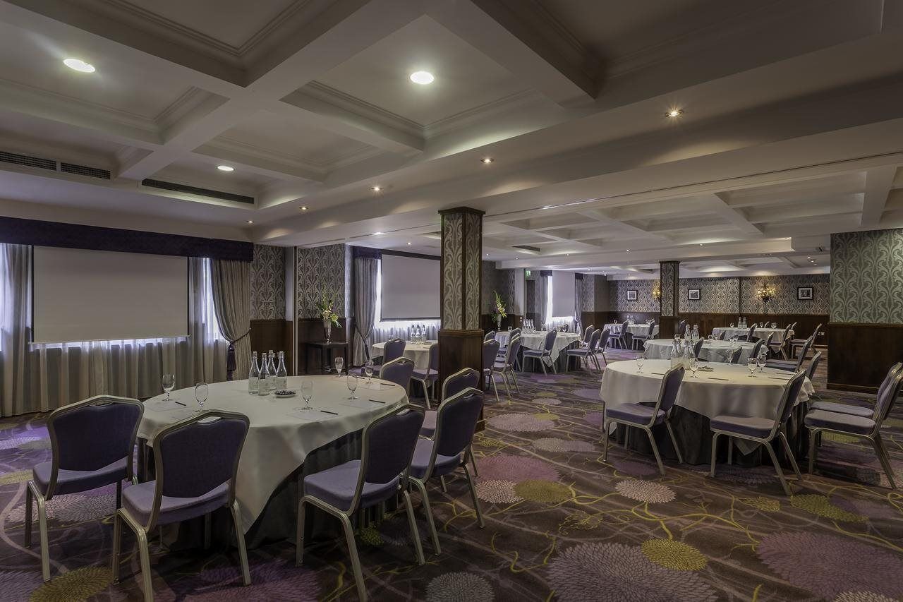 Clontarf Castle Hotel ดับลิน ภายนอก รูปภาพ